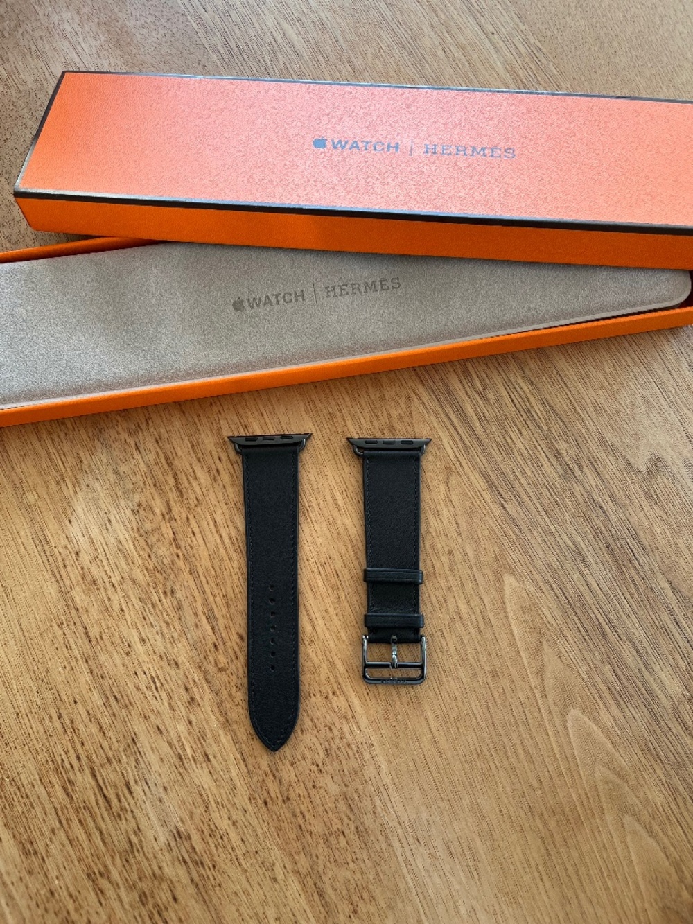 Apple Watch Hermès Single Tour — Noir Swift Leather | Authentic | NIB